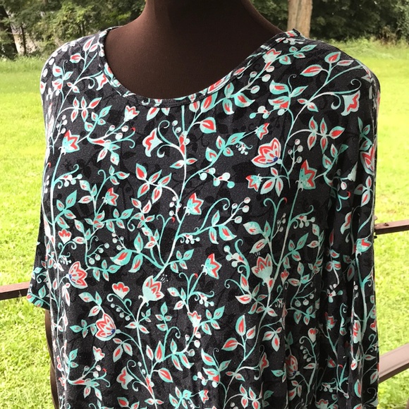 Lularoe Irma. Tunic shirt top blouse high low - Picture 2 of 8